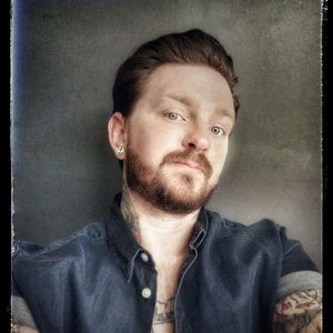 Meet your Posher, Devin